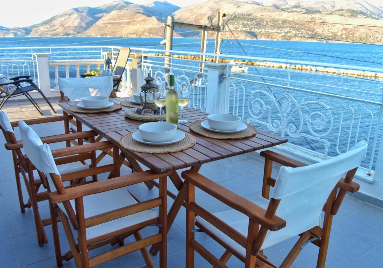 Апартаменты La Maison Bleue Ликсури Экстерьер фото
